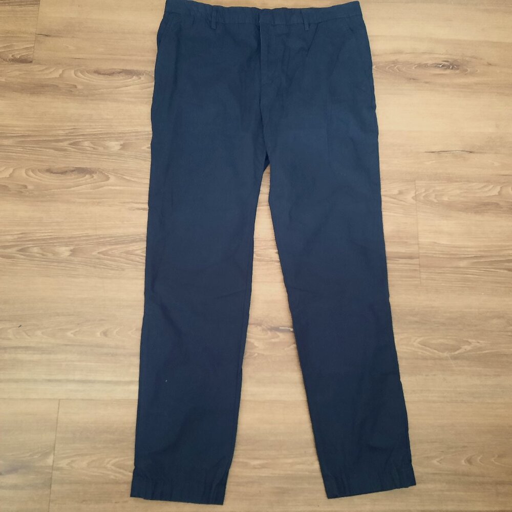 Vince chino pants size 34x30 Navy Blue